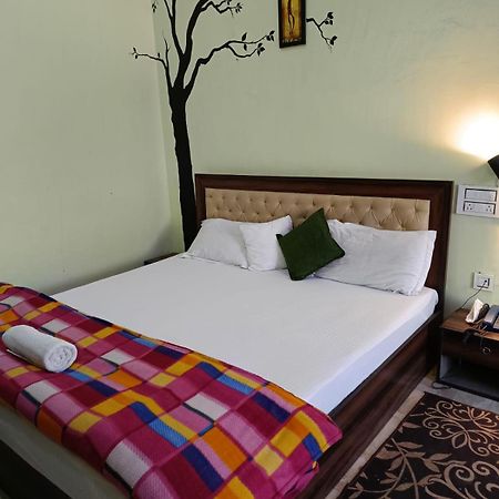 Joshi Holiday Home Stay Lansdowne Dış mekan fotoğraf