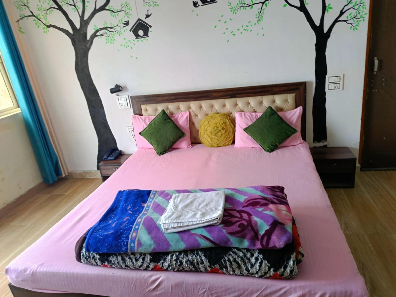 Joshi Holiday Home Stay Lansdowne Dış mekan fotoğraf